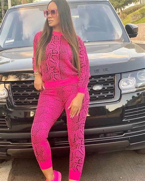 evelyn lozada pink gucci sweater|Evelyn Lozada (@evelynlozada) • Instagram photos and videos.